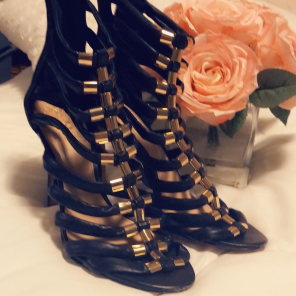 Black & Gold Vince Camuto High Heels